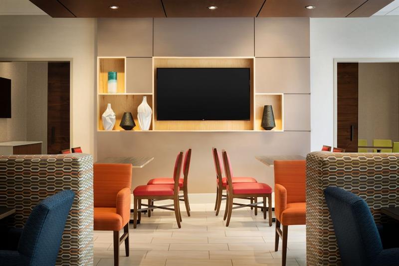 Holiday Inn Express & Suites - Painesville - Concord By Ihg Bagian luar foto