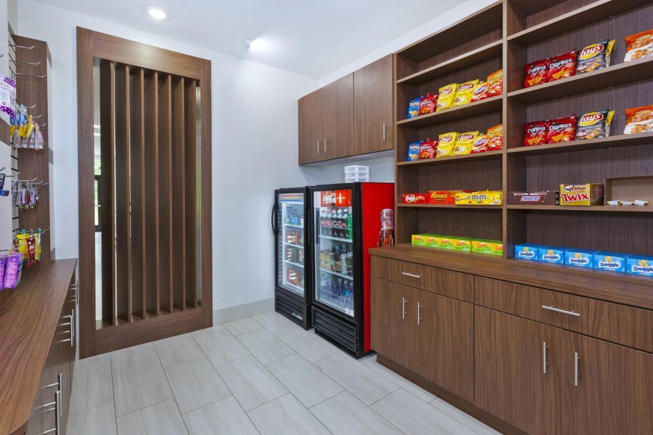 Holiday Inn Express & Suites - Painesville - Concord By Ihg Bagian luar foto